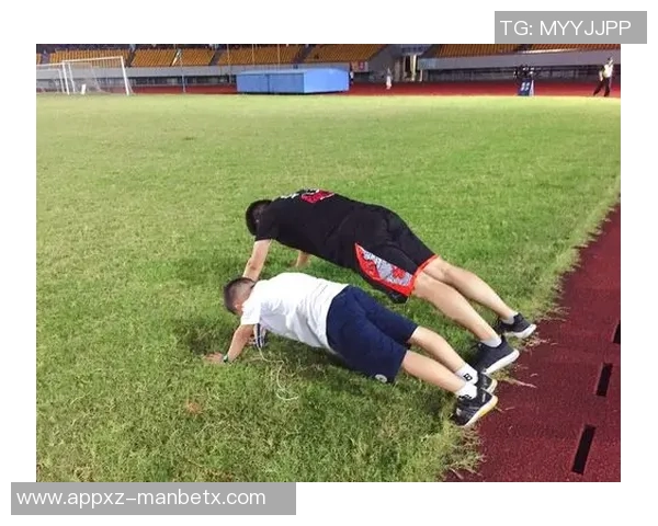 纳斯坚定信任埃奇库姆选择留他在场上锻炼成长的决策分析